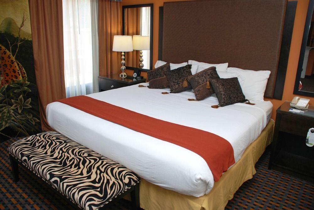 Comfort Inn & Suites Asheboro East Buitenkant foto