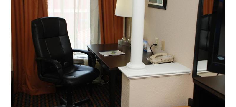 Comfort Inn & Suites Asheboro East Buitenkant foto